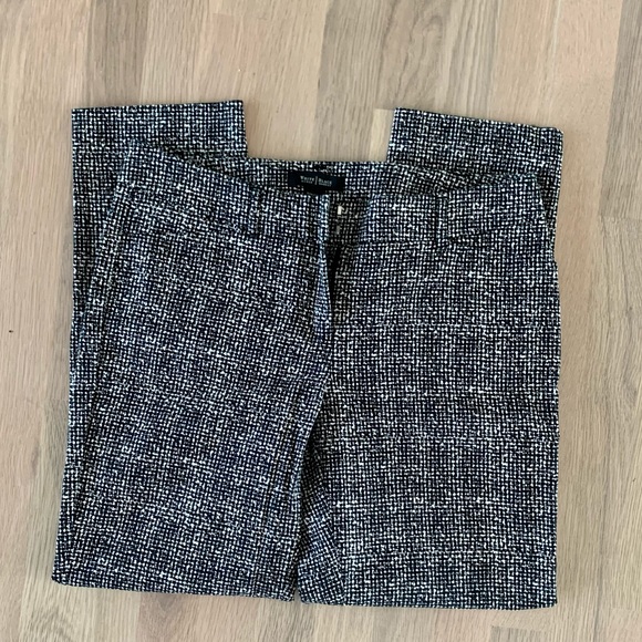 White House Black Market size 6r - Picture 2 of 6